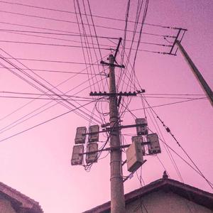 娇妻张开腿任人玩弄动态图
